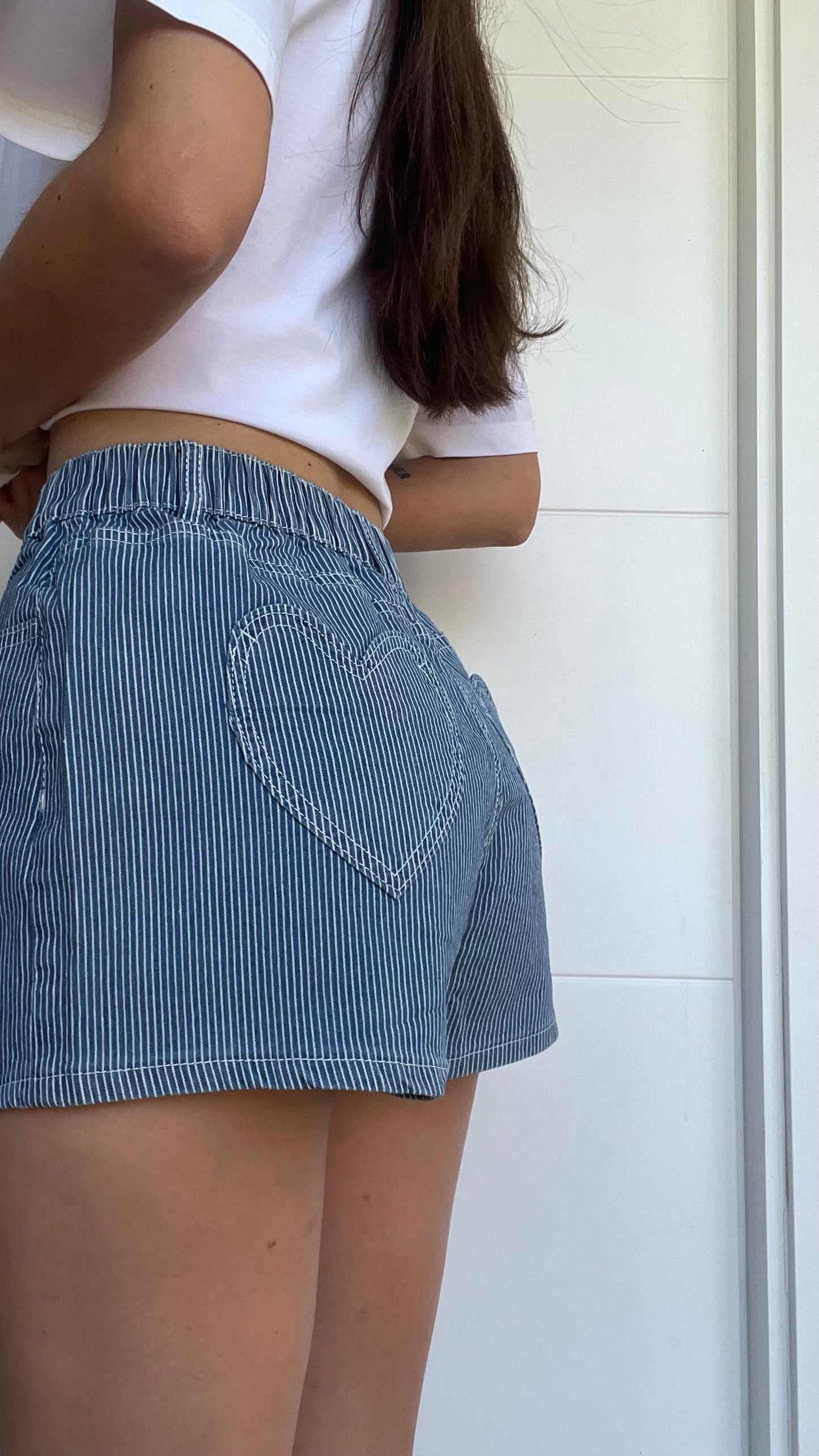 Short rayas azul