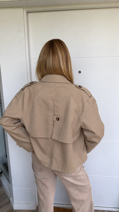 Gabardina Corta