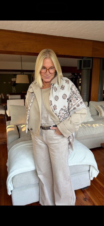 Gabardina Corta